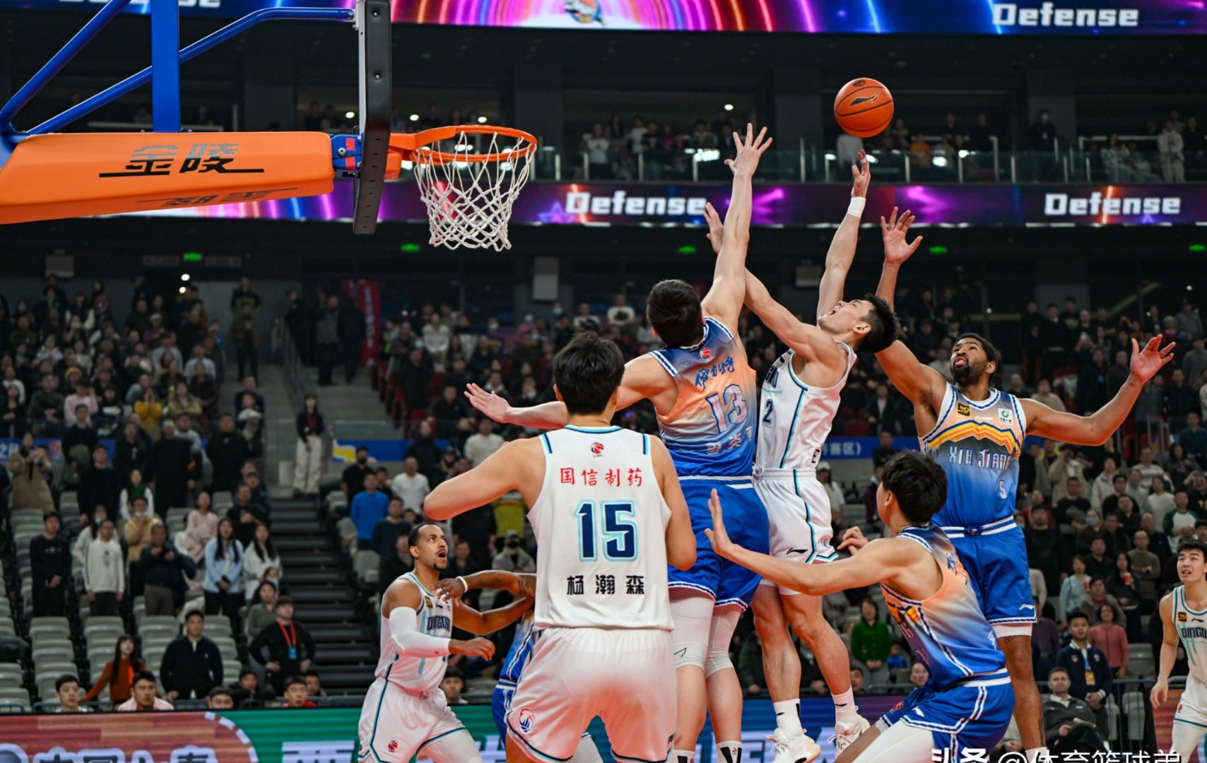 开云体育登录入口-杨瀚森在洛杉矶进行训练与球哥等人同场竞技